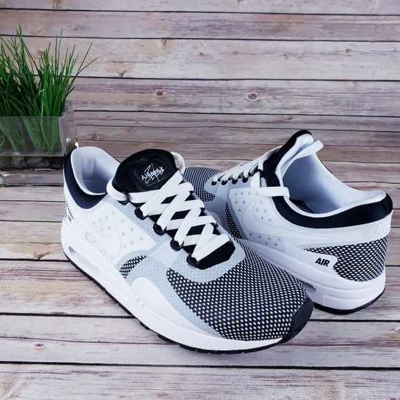 Nike Shoes - 🆕️ Nike Air Max Zero Essential GS
